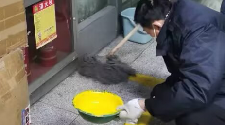 守底線、查隱患、保安 全